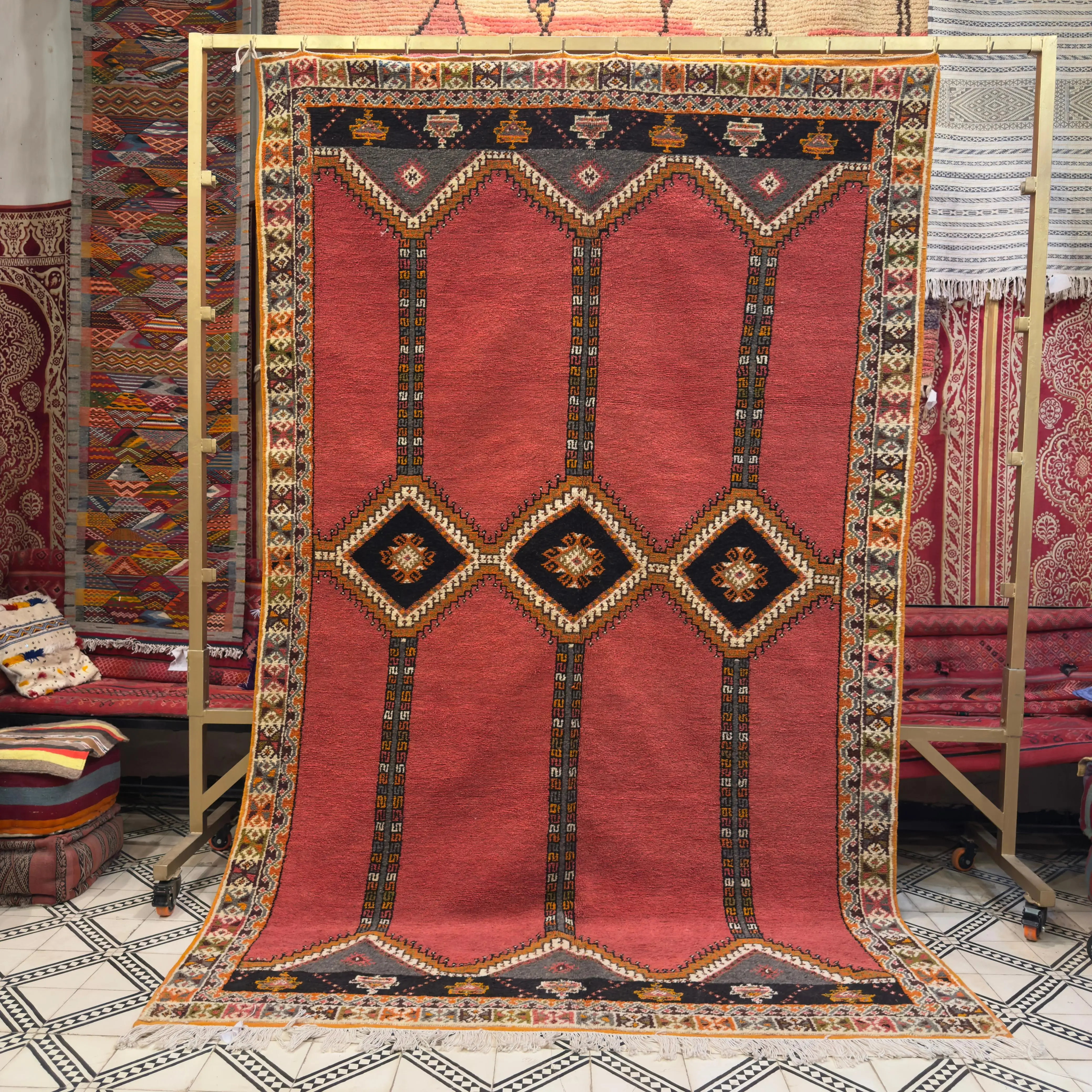 Authentic Moroccan Vintage Rug – Old Berber – 9.84ft x 6.56ft