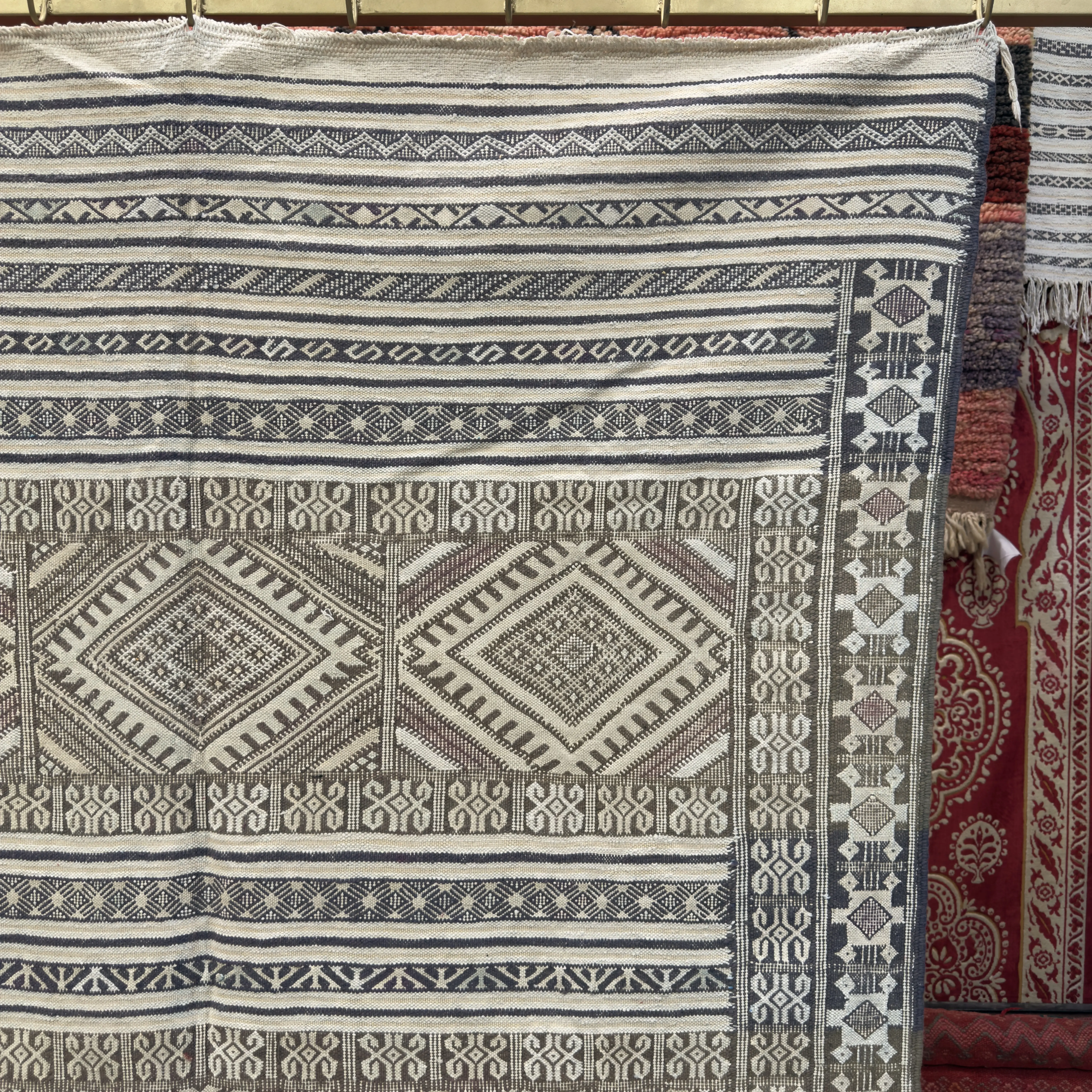 Moroccan Berber Kilim Rug (220 x 145 cm)
