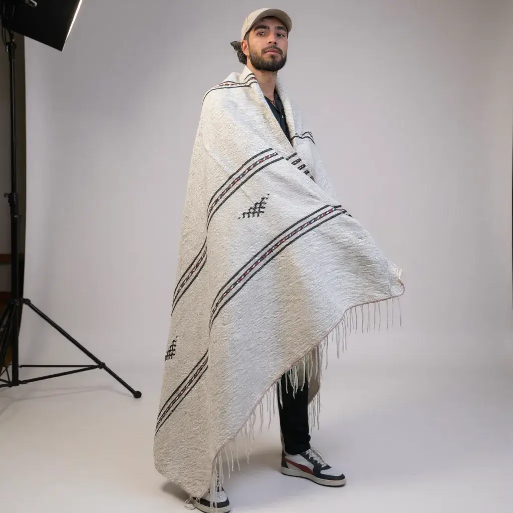 Handmade Moroccan Berber Wool Blanket – Jasmine, Saffron & Poppy Tones