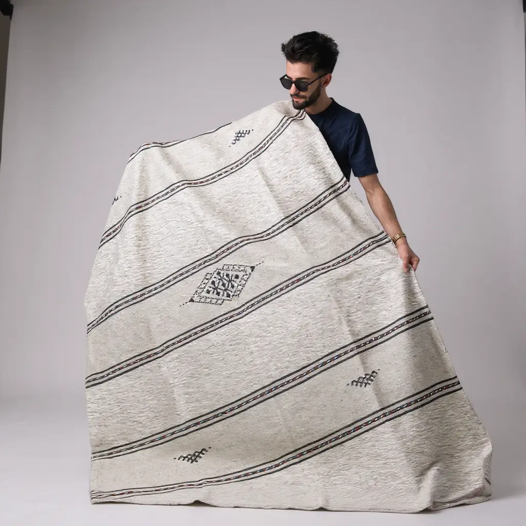 Handmade Moroccan Berber Wool Blanket – Jasmine, Saffron & Poppy Tones