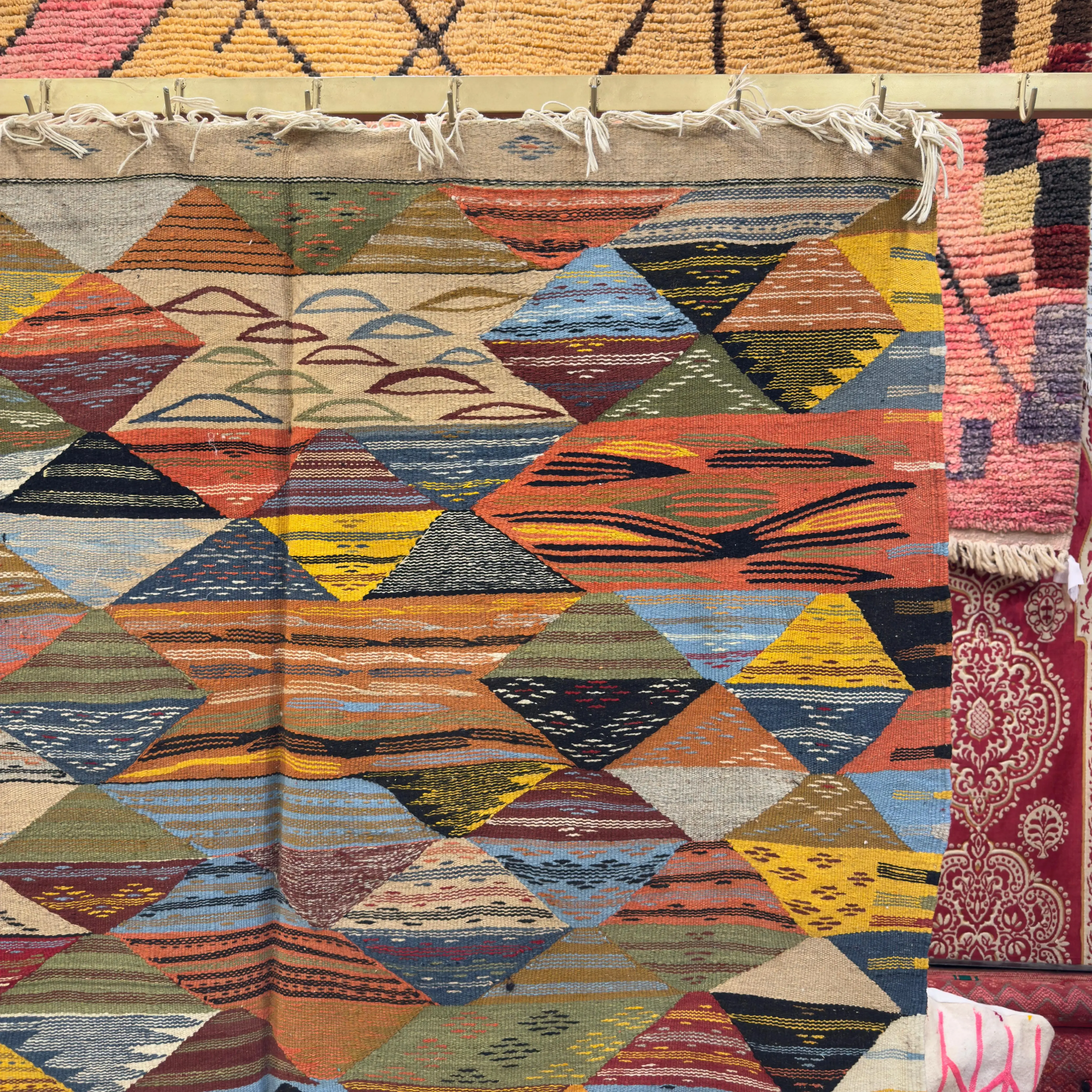 Picasso Berber Kilim – Authentic Moroccan Kilim Rug | Handmade Berber Area Rug - 240/150 CM / 94.5 x 59 inches