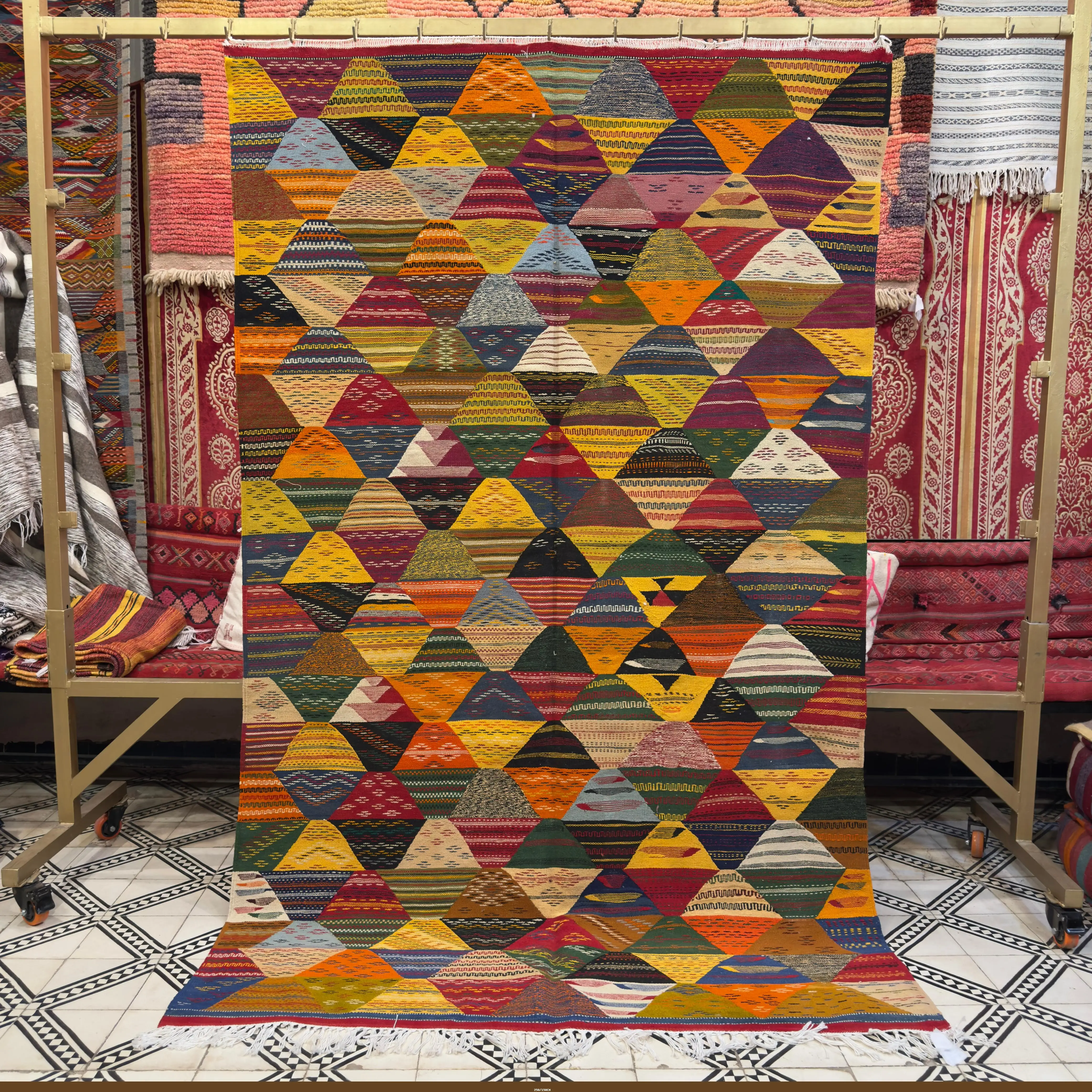 Zahara Bloom – Soft & Colorful Moroccan Berber Kilim | Unique Handwoven Rug - 250/150CM