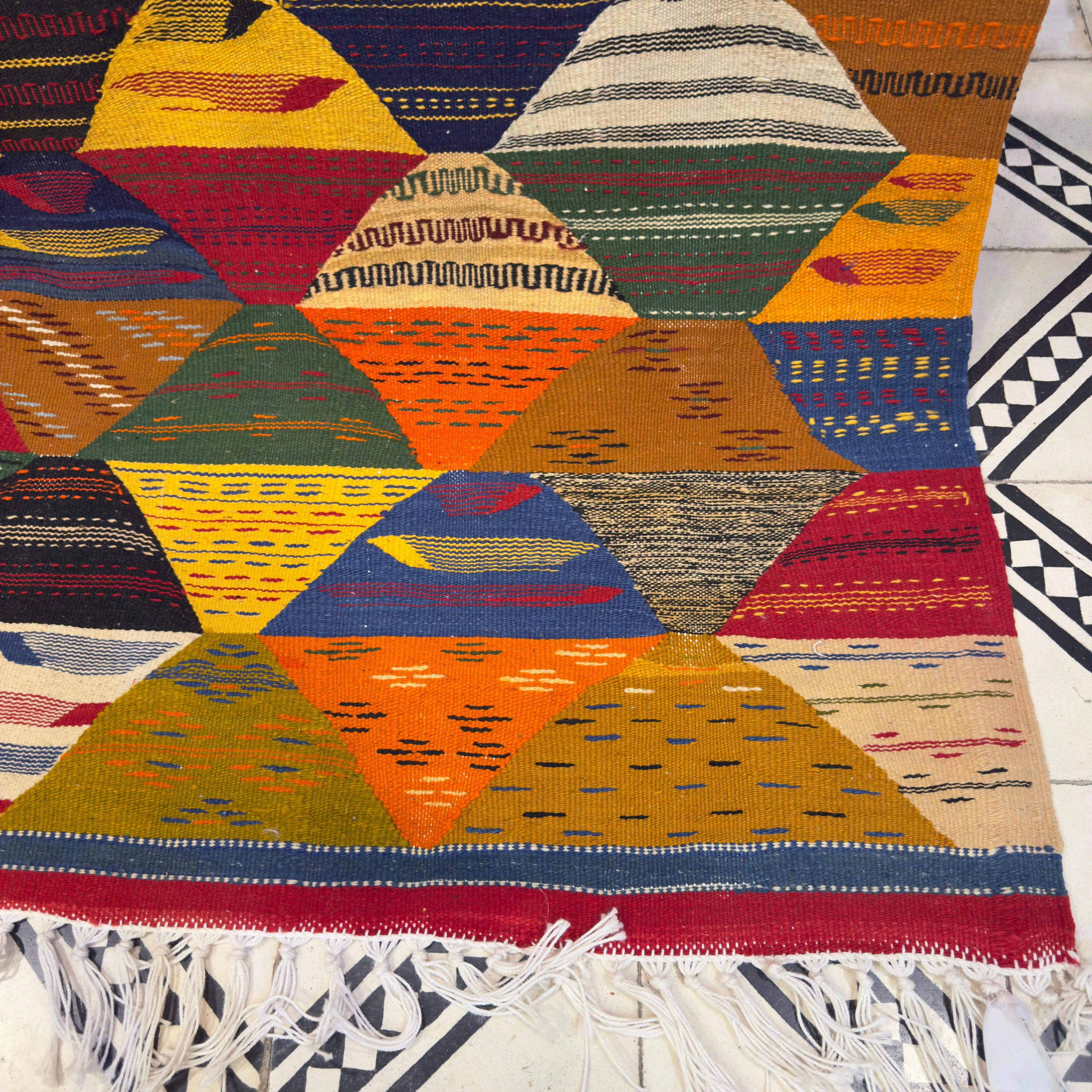 Zahara Bloom – Soft & Colorful Moroccan Berber Kilim | Unique Handwoven Rug - 250/150CM