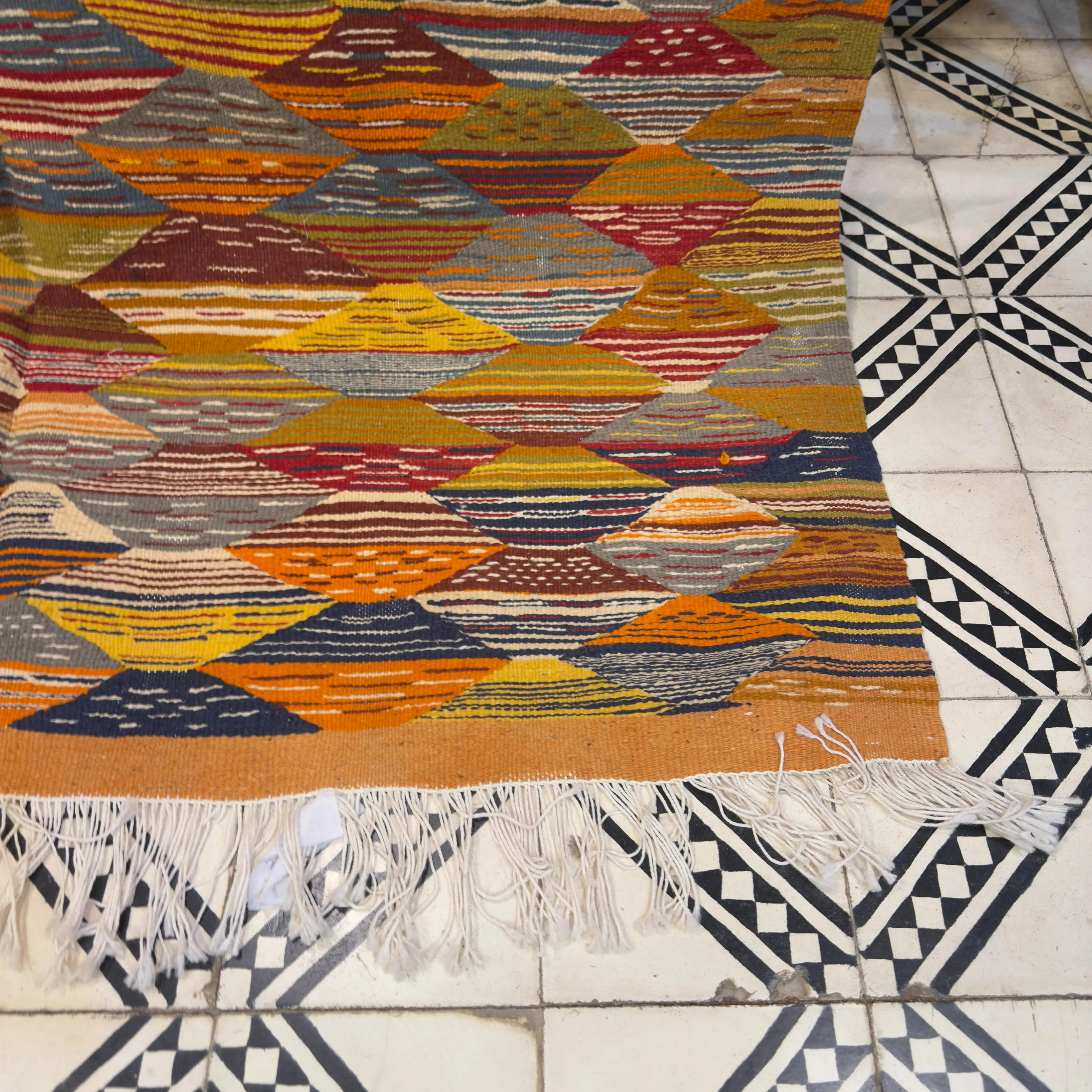 Picasso Radiance – Colourful Moroccan Berber Rug | Handwoven Embroidered Masterpiece - 250/146 CM / 98.4 x 57.5 inches