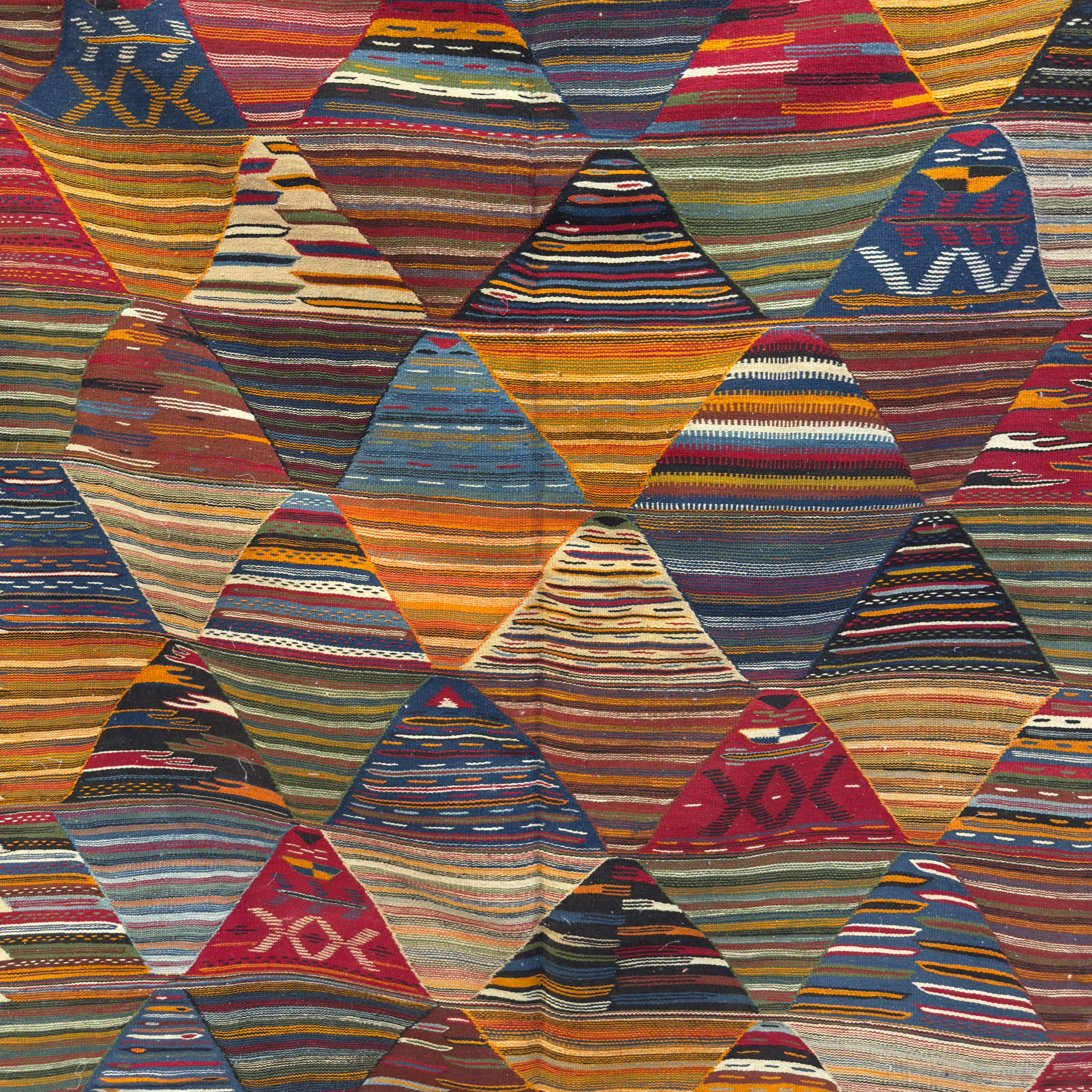 Tazrart Essence – Authentic Moroccan Berber Kilim | Stunning Flat-Woven Rug - 250/160CM / 94.5 x 59 inches