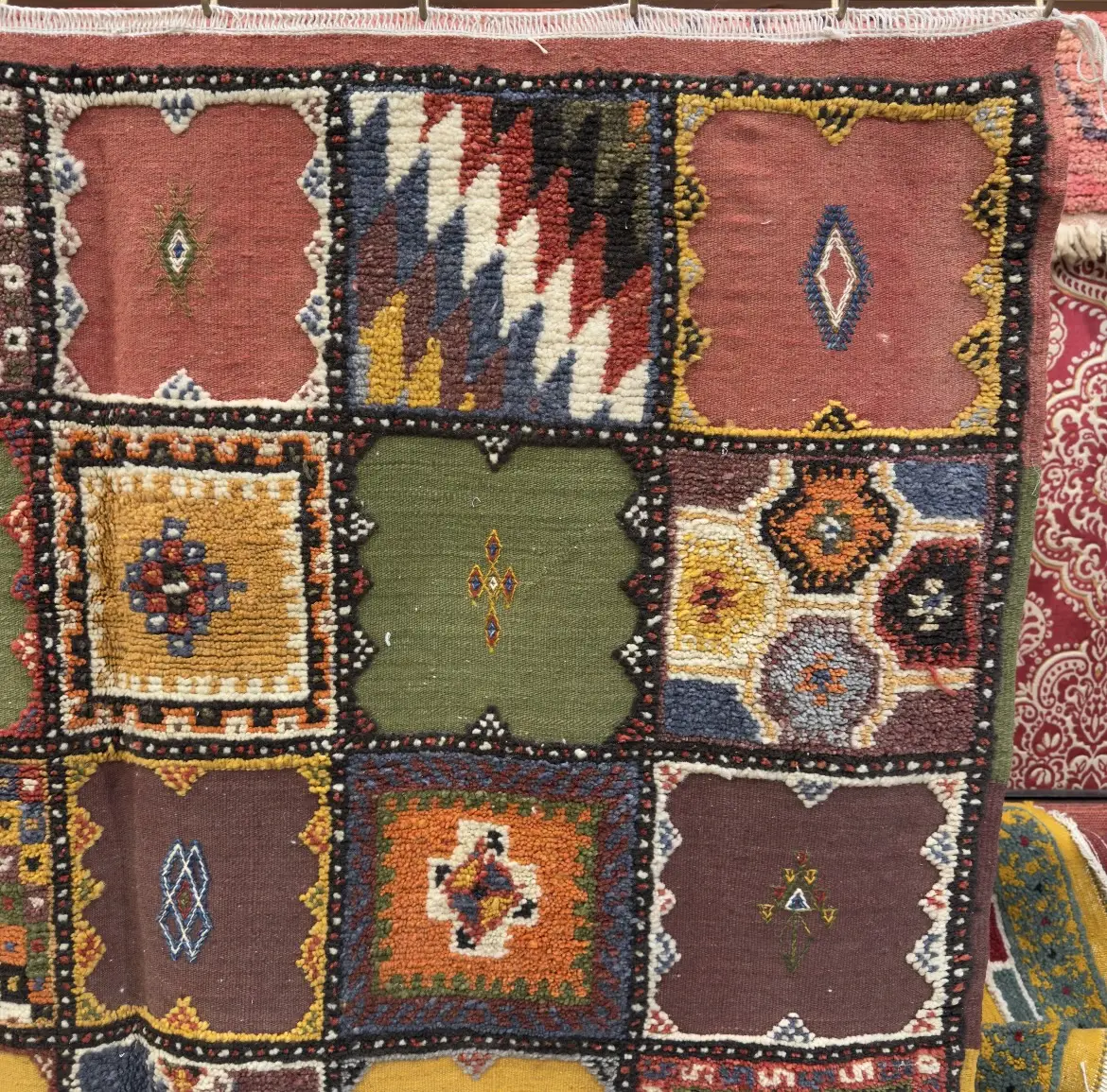 Atlas Heirloom – Large Vintage Berber Kilim Rug | Unique Handmade Piece with 3 Weaving Techniques - 207/143 CM / 81.5 x 56.3 inches