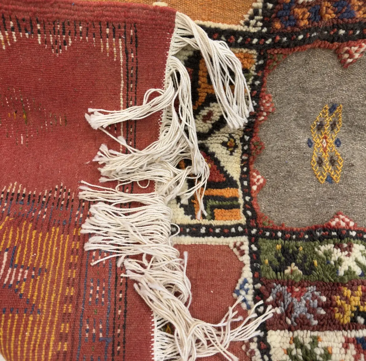 Atlas Heirloom – Large Vintage Berber Kilim Rug | Unique Handmade Piece with 3 Weaving Techniques - 207/143 CM / 81.5 x 56.3 inches