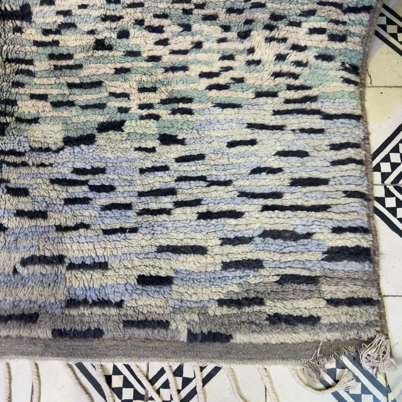 Hand-Knotted Moroccan Rug – Authentic Beni Ourain Berber Carpet from Morocco - 260/160CM/102.36 / 62.99 INCHES