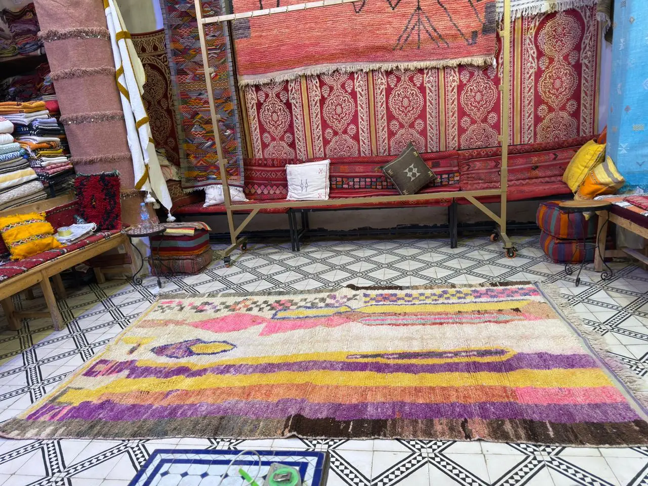 Handwoven Beni Ourain Moroccan Rug – Abstract Wool Berber Carpet - 290 / 170CM / 114.17/ 66.93 inches