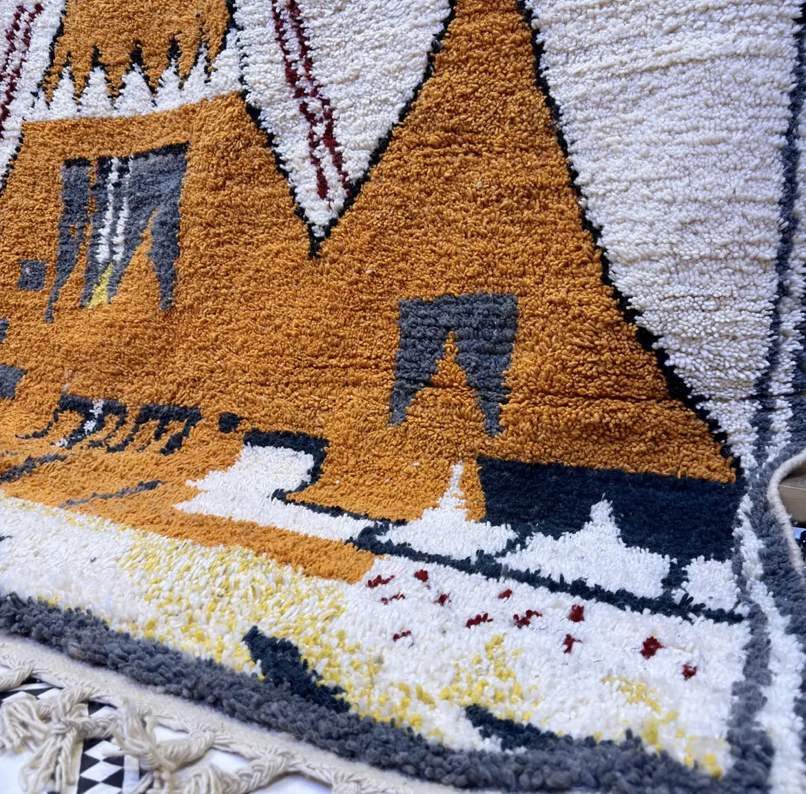 Handmade Beni Ourain Moroccan Wool Rug – Custom Artisan Rug - 320/220CM