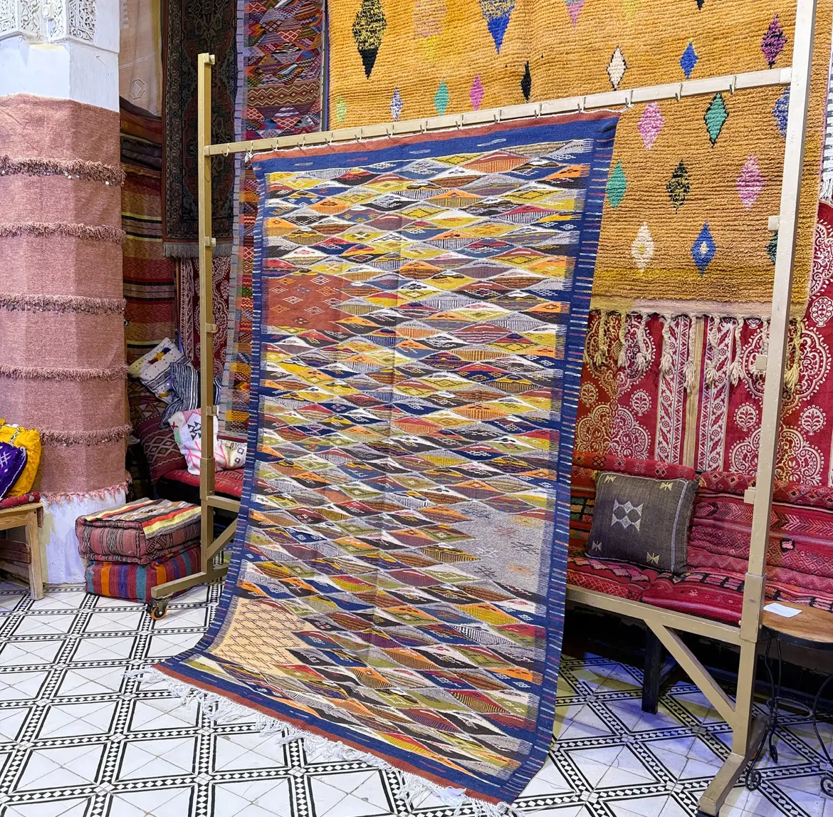 Colorful Picasso Rug | Authentic Berber Moroccan Kilim Handmade - 250 CM /156 CM / 8,2 × 5,1 ft