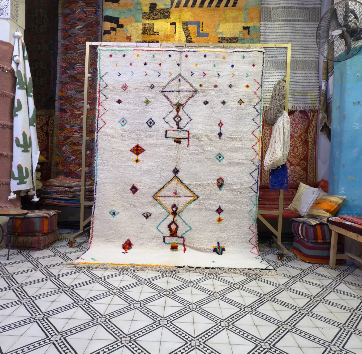 Handmade Azilal Wool Rug – Moroccan Minimalist Style with Colorful Beni Ourain Touch - 250/166CM